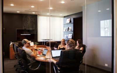 Risolvere i conflitti in azienda con le costellazioni organizzative: un approccio innovativo e efficace